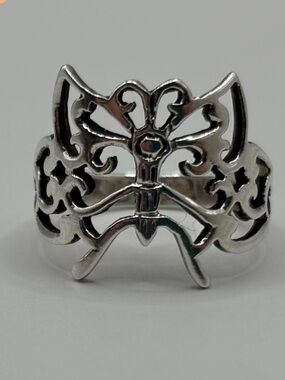 Sterling-Style Filigree Bow Statement Ring - Silver 925